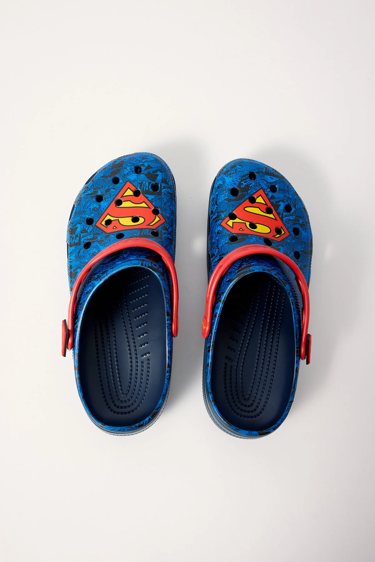 Crocs Superman Classic Clog Blue - Image 2