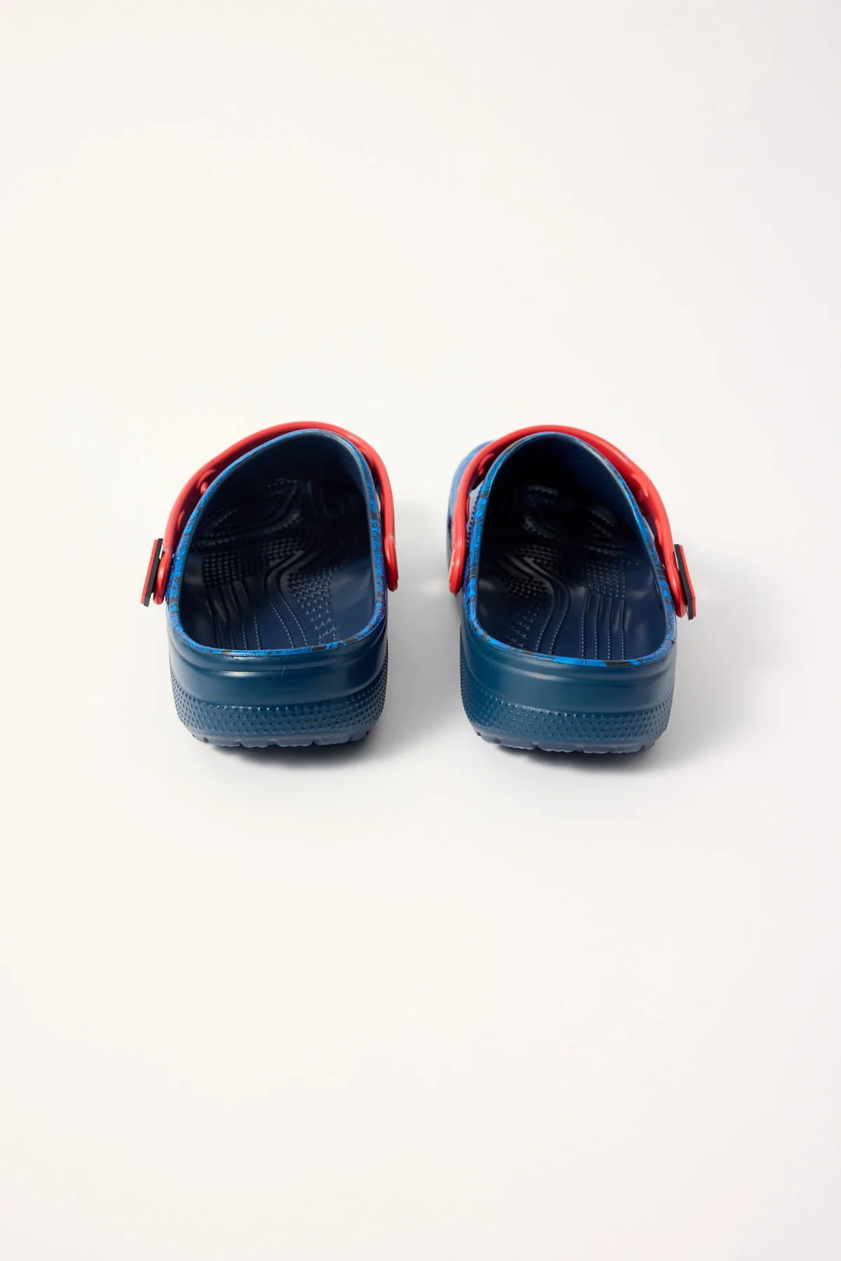 Crocs Superman Classic Clog Blue - Image 3