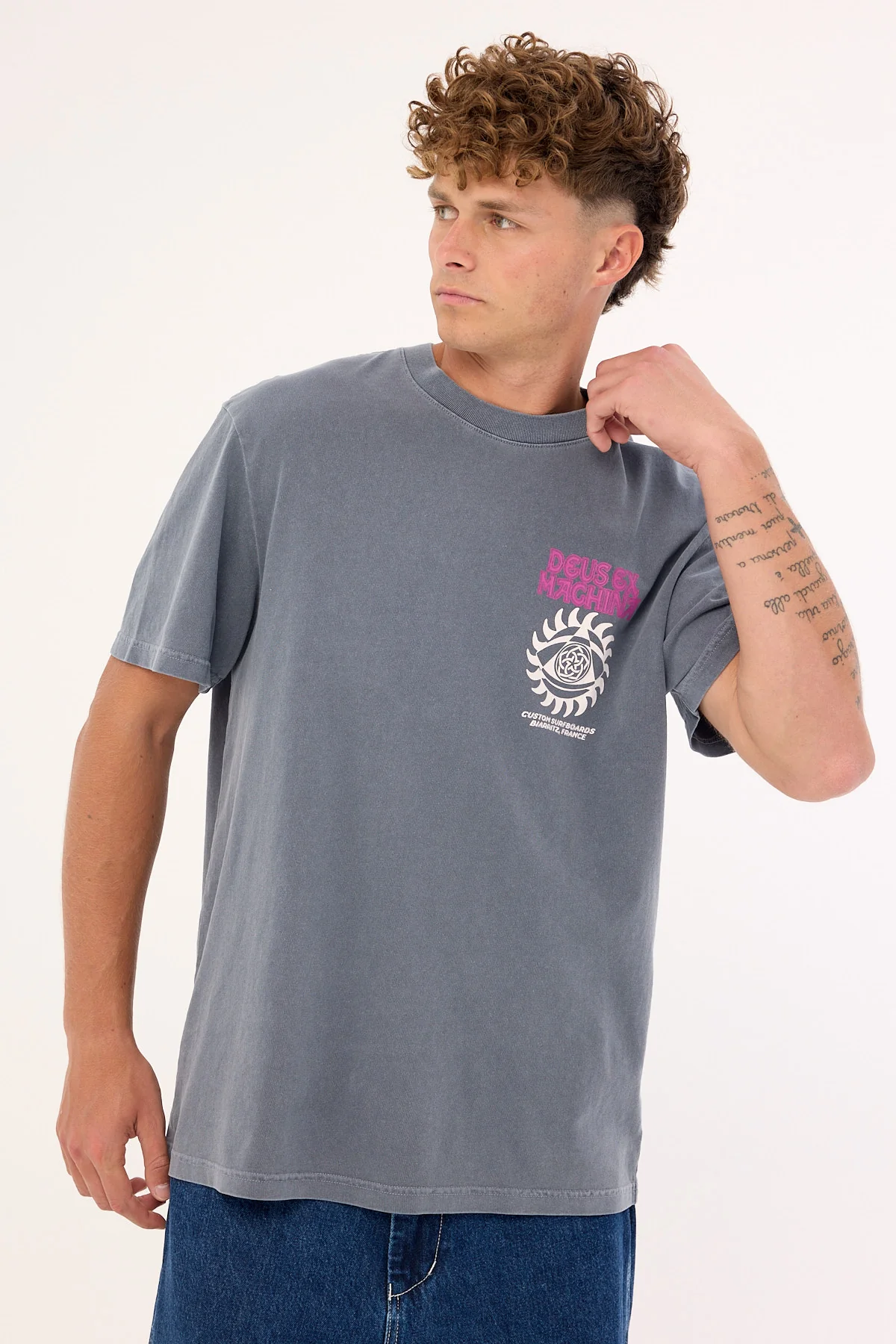 Deus Ex Machina Crank Tee Anthracite - Image 4