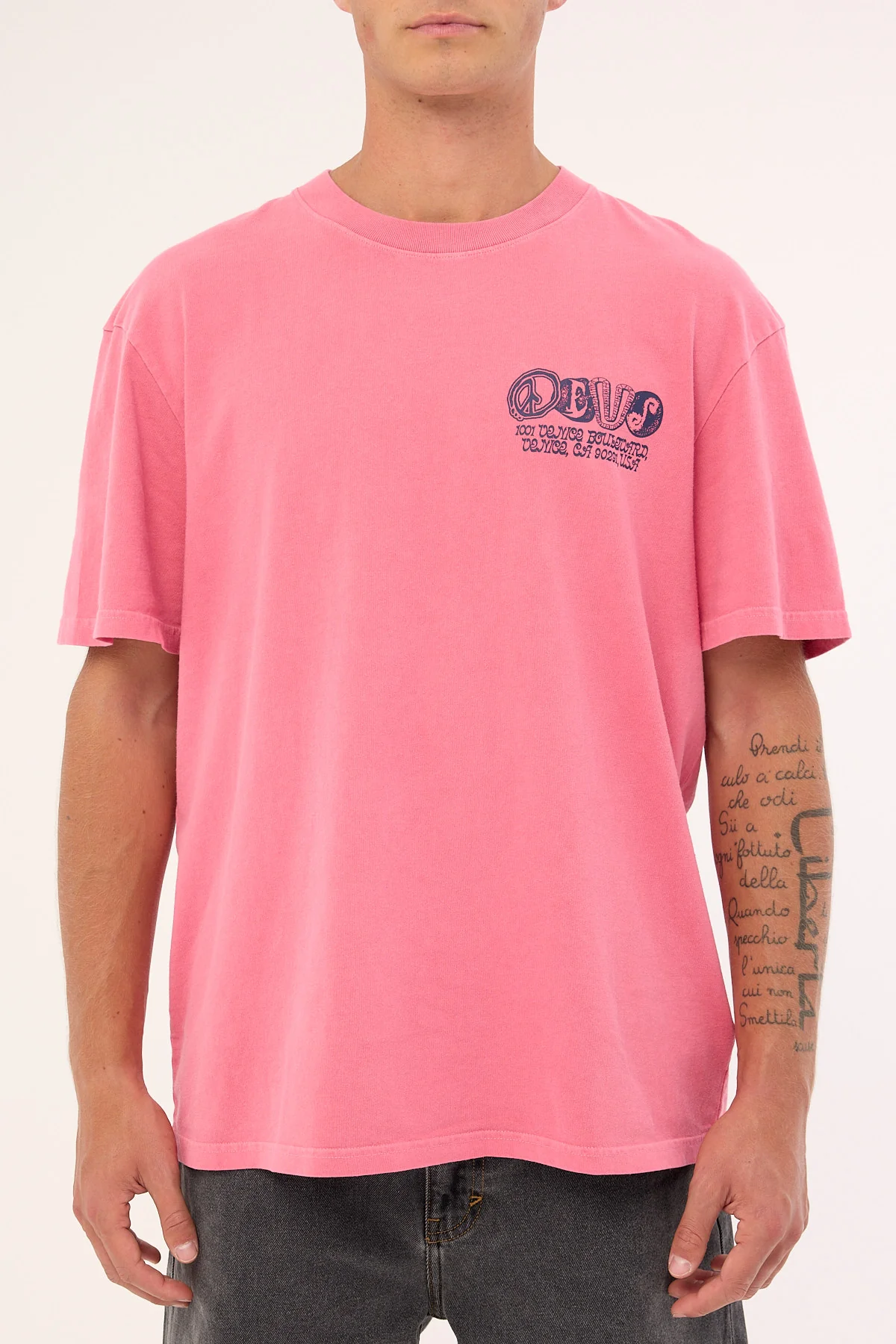 Deus Ex Machina Labyrinth Tee Raspberry - Image 8