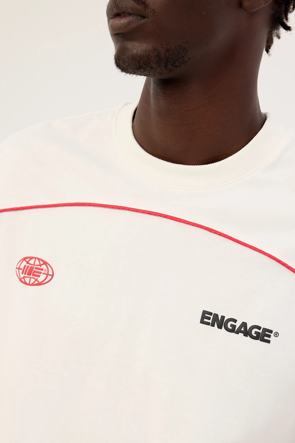 Engage Engage Global Piping Tee White - Image 9