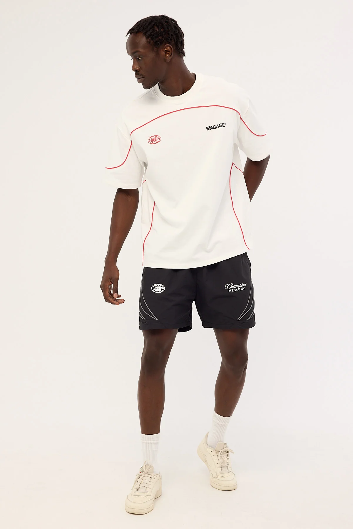 Engage Reflective Global Short Black