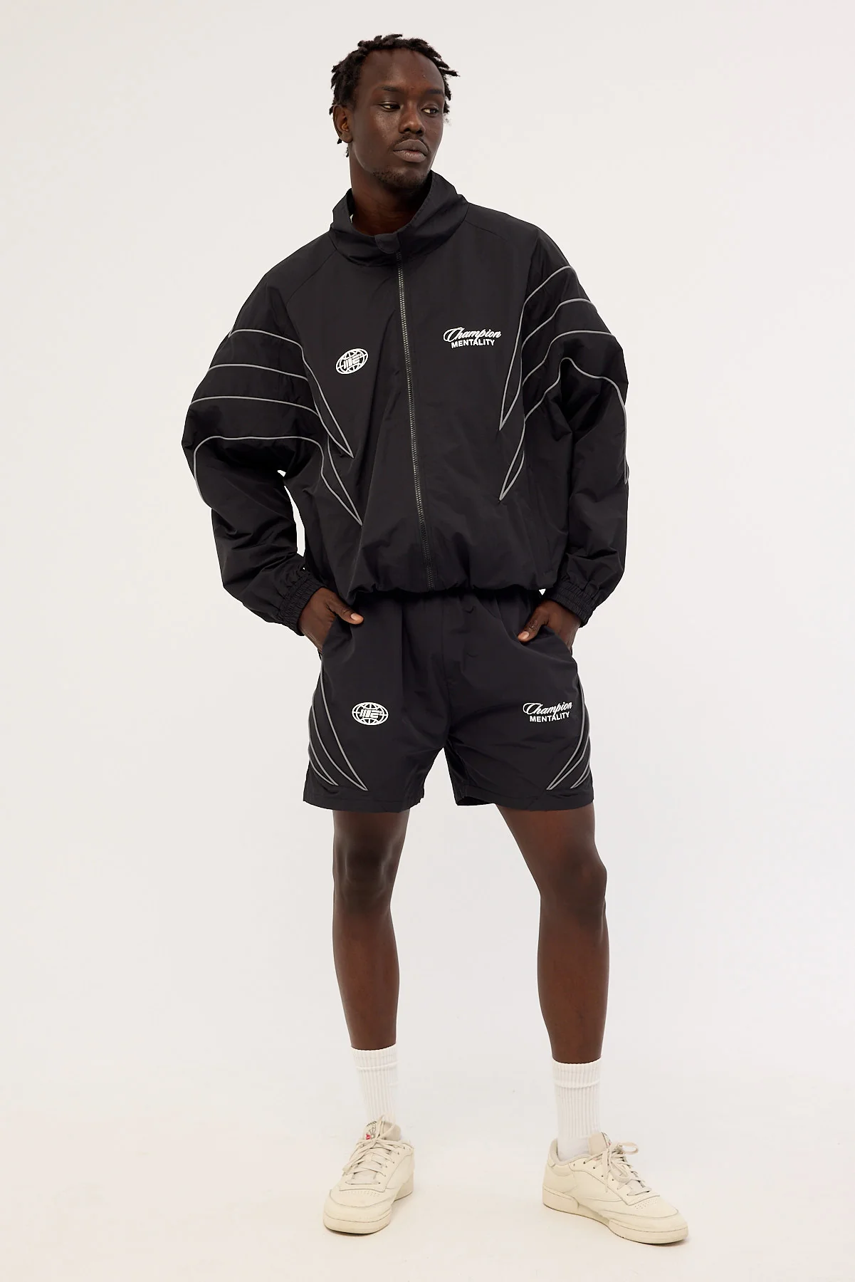 Engage Reflective Global Short Black - Image 8