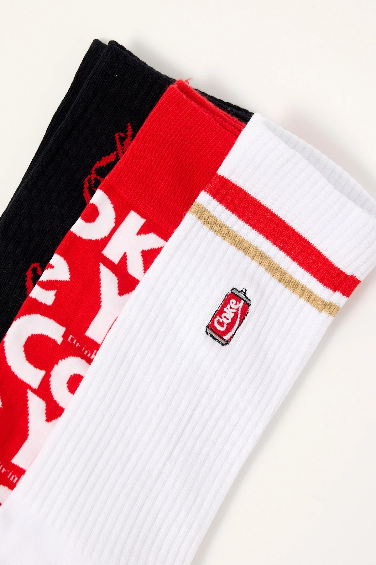 Footies Coca Cola Retro Sneaker Sock 3 Pack Gift Can Multi - Image 3