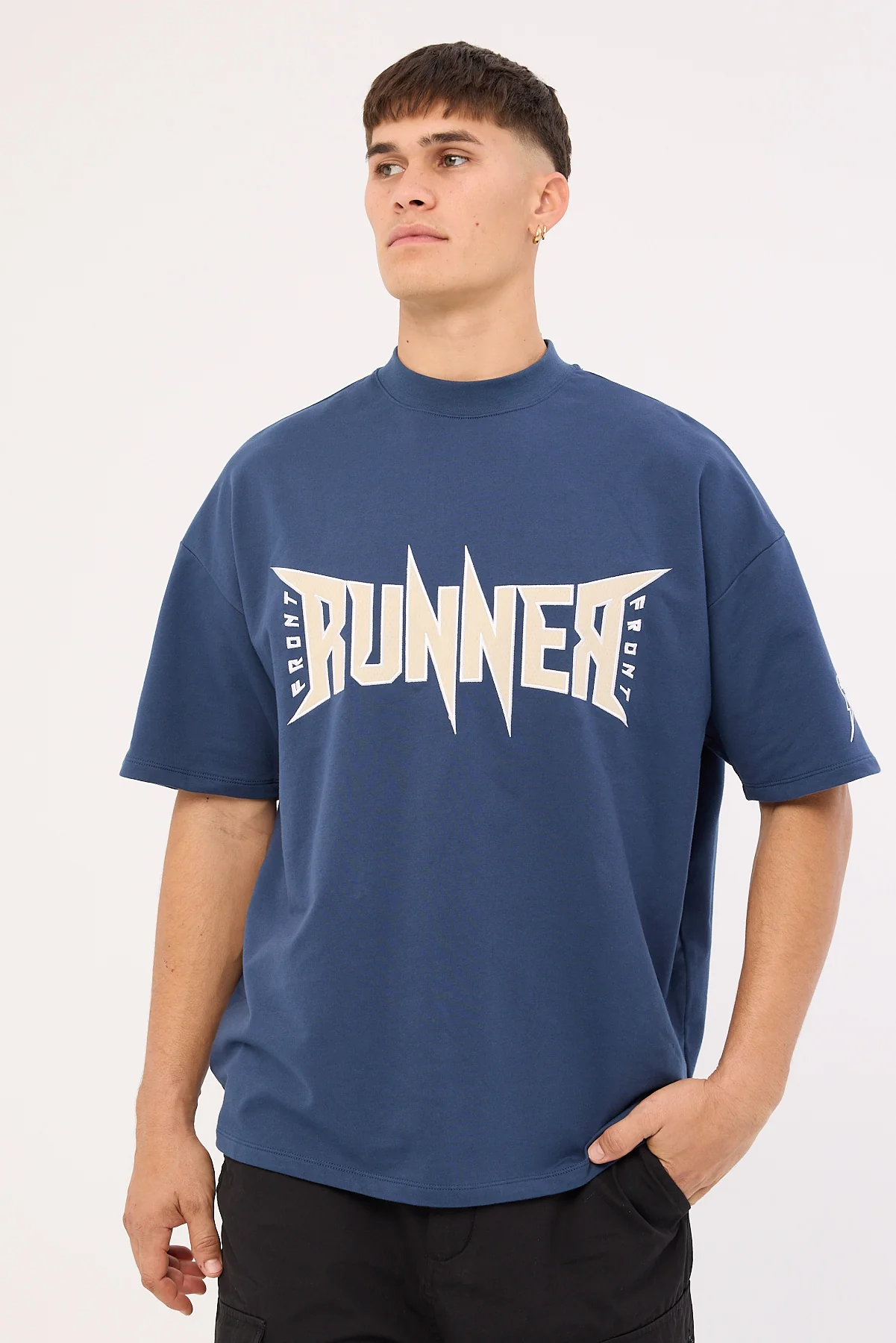 Front Runner Bolt Tee Midnight - Image 2