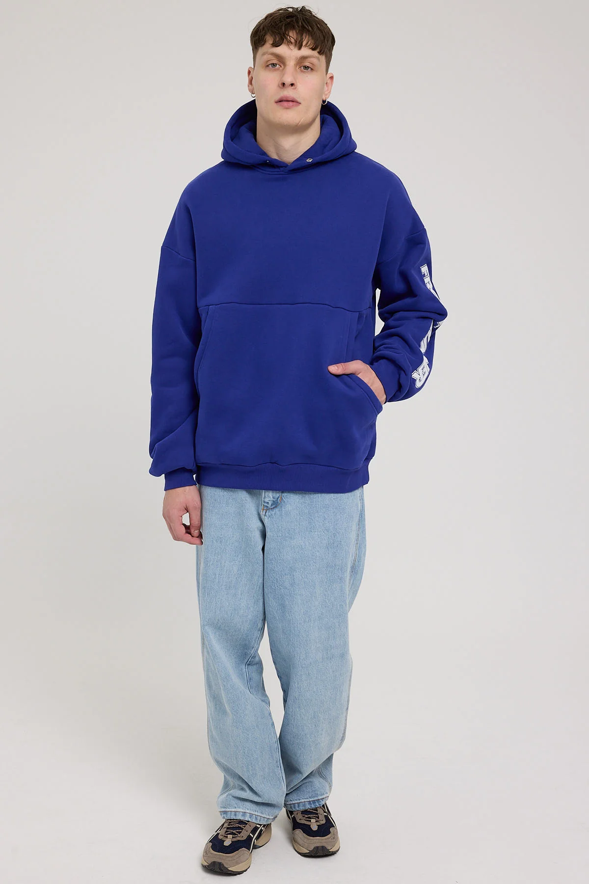 Front Runner FR Winter Academy Hoodie Royal Blue - Image 5
