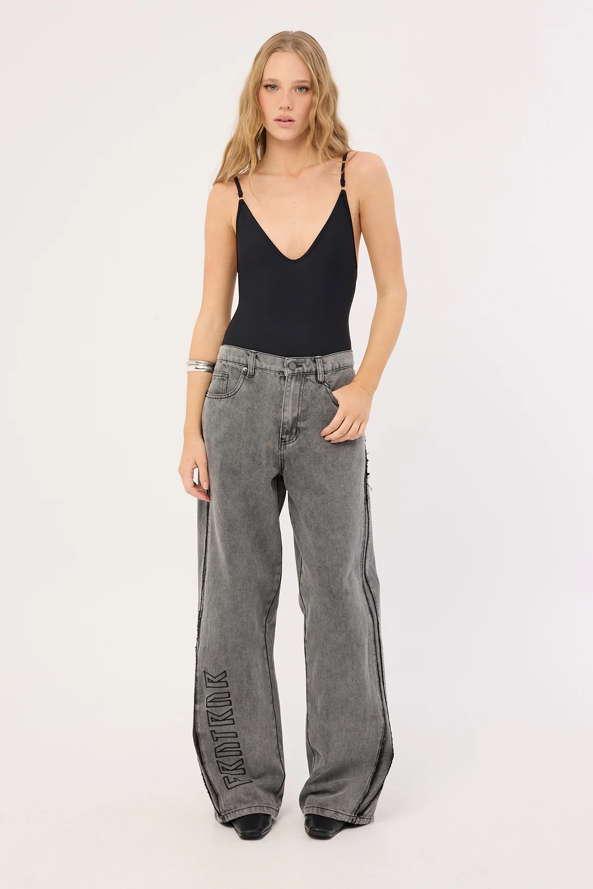 Front Runner FRNTRNR Baggy Jean Washed Black - Image 10