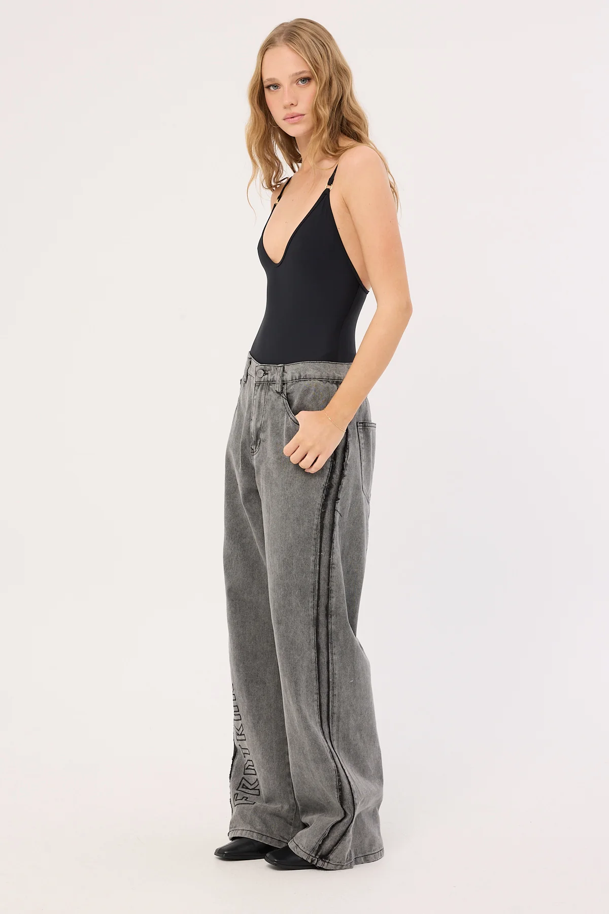 Front Runner FRNTRNR Baggy Jean Washed Black - Image 11
