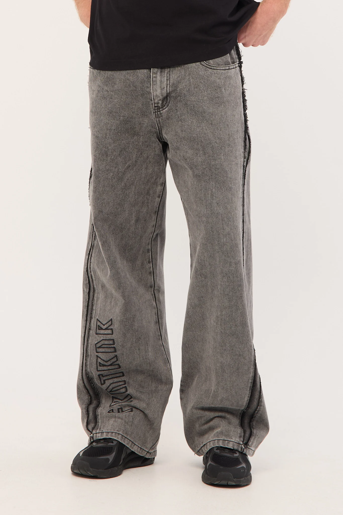 Front Runner FRNTRNR Baggy Jean Washed Black - Image 2