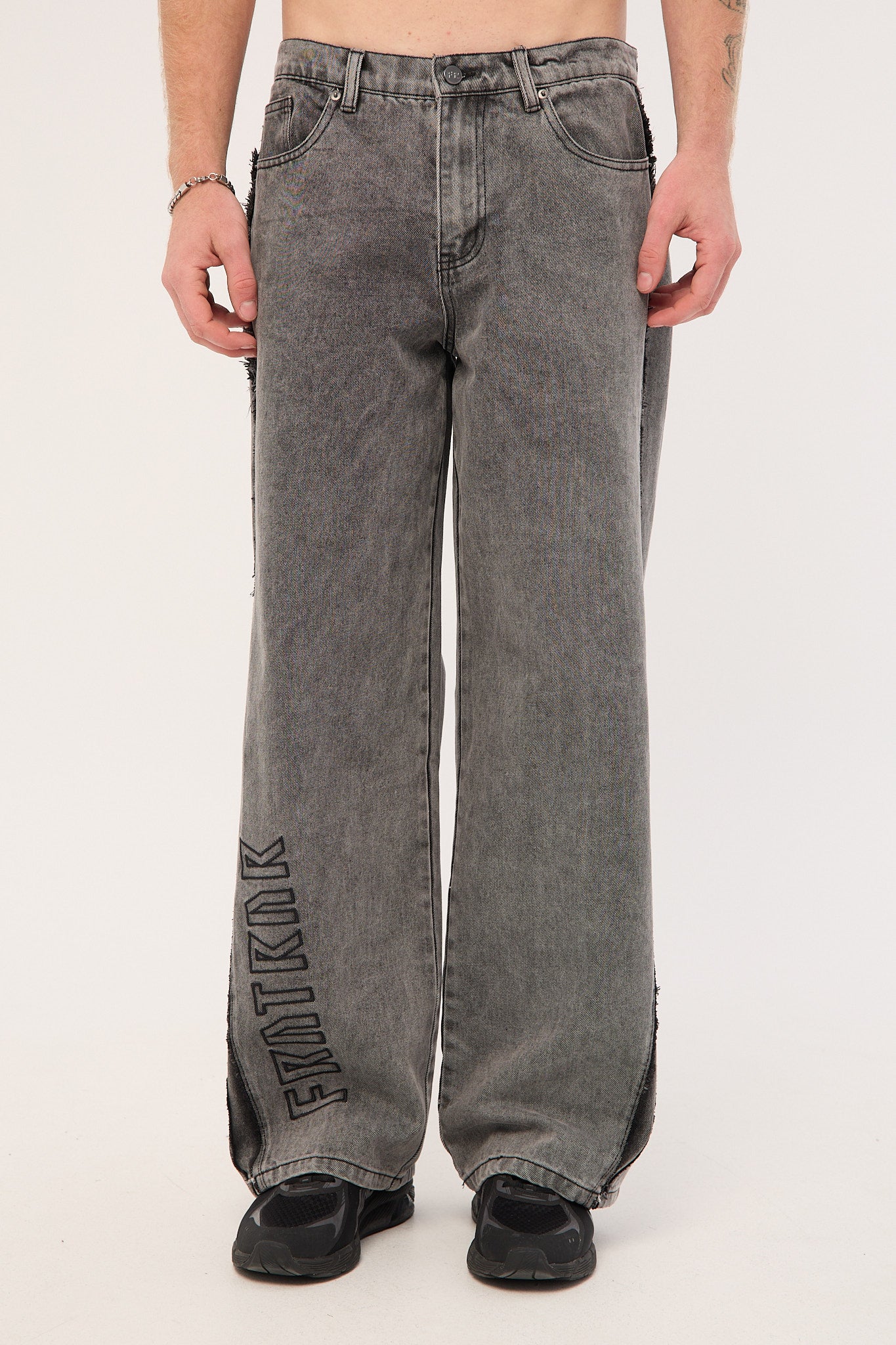 Front Runner FRNTRNR Baggy Jean Washed Black - Image 9
