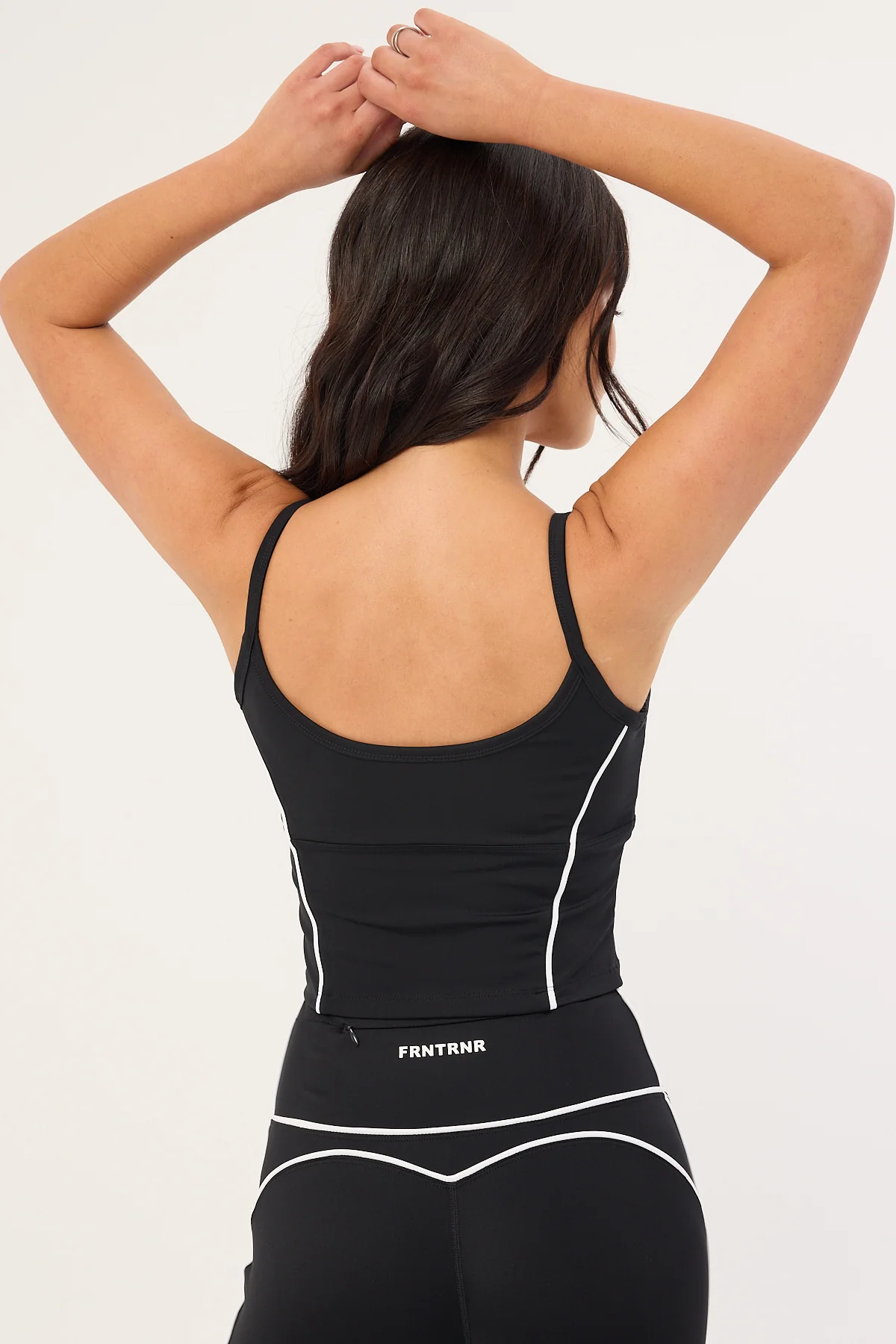 Front Runner FRNTRNR Contour Tank Black - Image 6