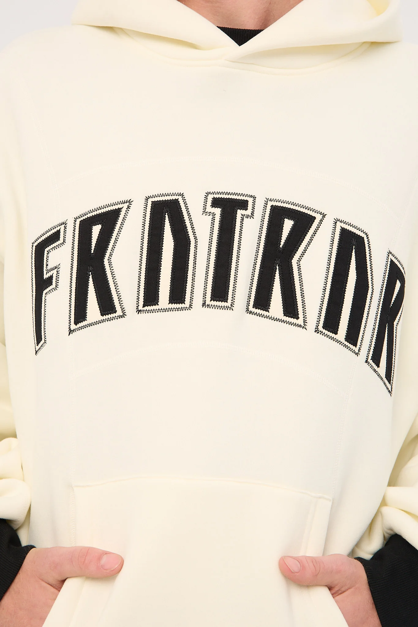 Front Runner FRNTRNR Hoodie Vanilla - Image 6