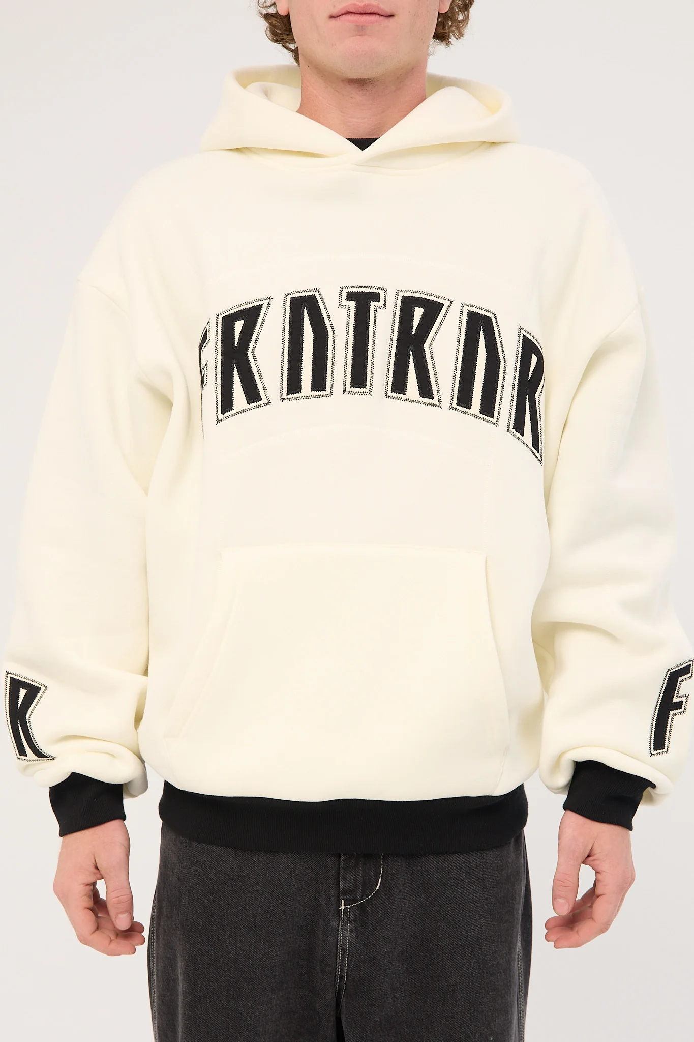 Front Runner FRNTRNR Hoodie Vanilla - Image 7