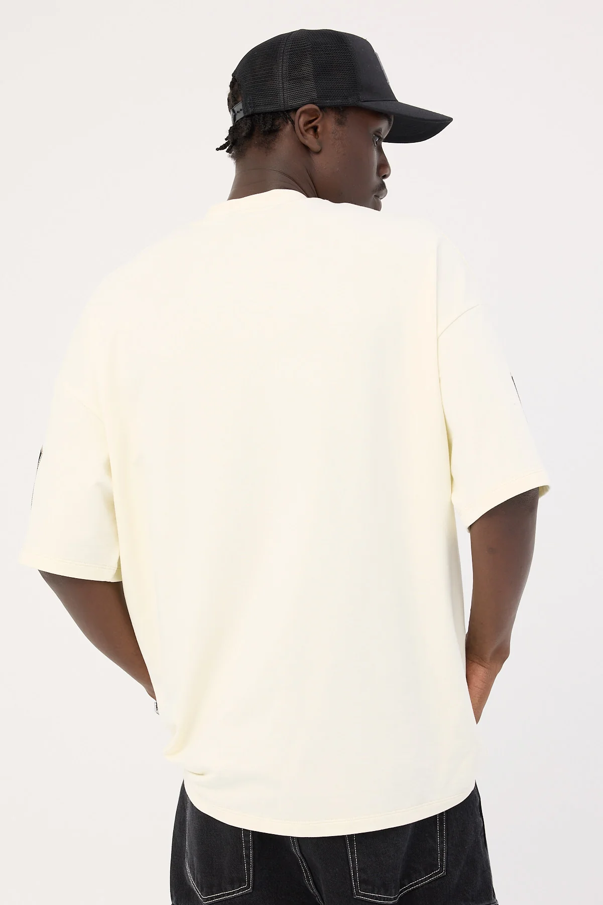 Front Runner FRNTRNR Tee Vanilla - Image 8