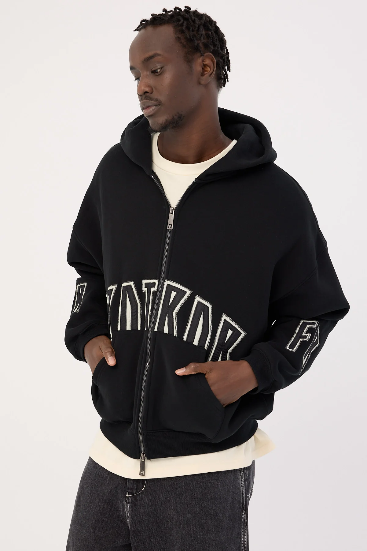 Front Runner FRNTRNR Zip Hoodie Black - Image 4