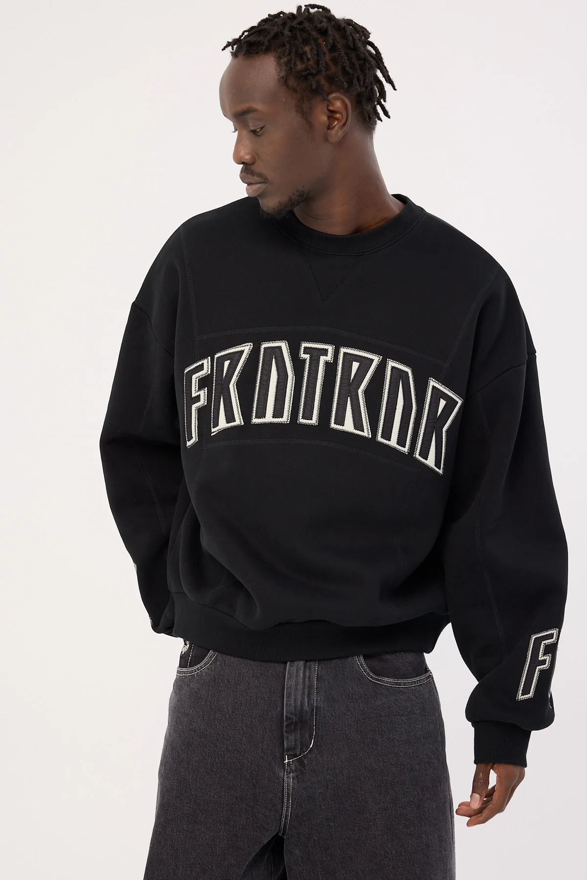 Front Runner FRTNRNR Crewneck Black - Image 3