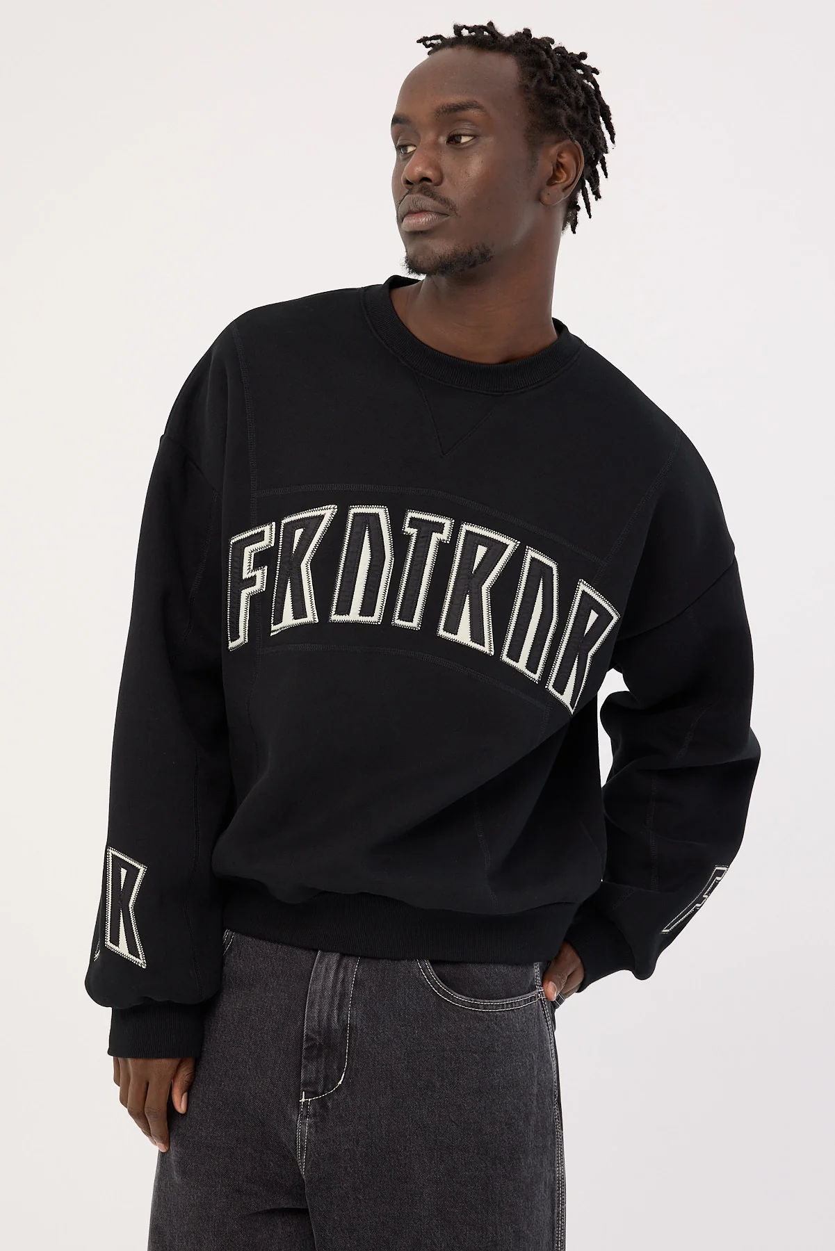 Front Runner FRTNRNR Crewneck Black - Image 6