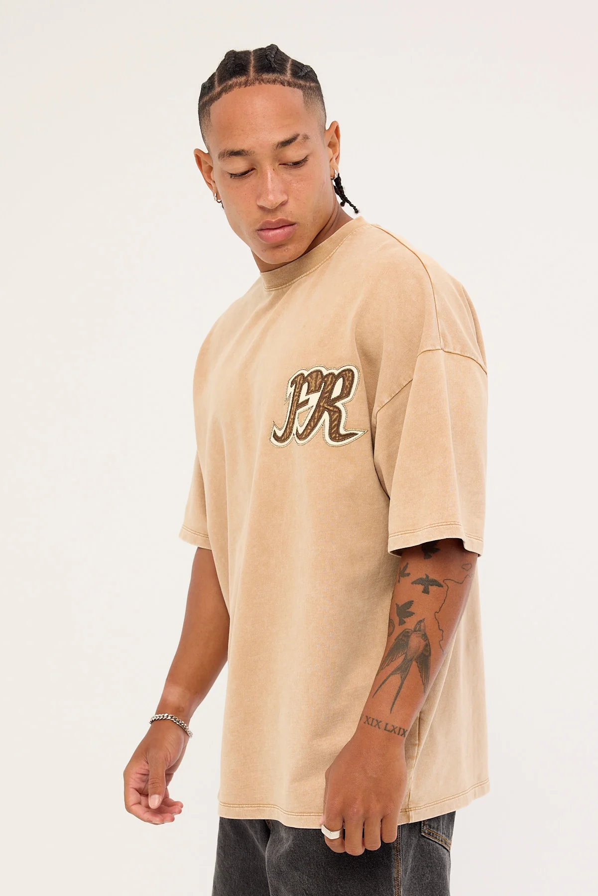 Front Runner Heritage Tee Tan Wash - Image 4