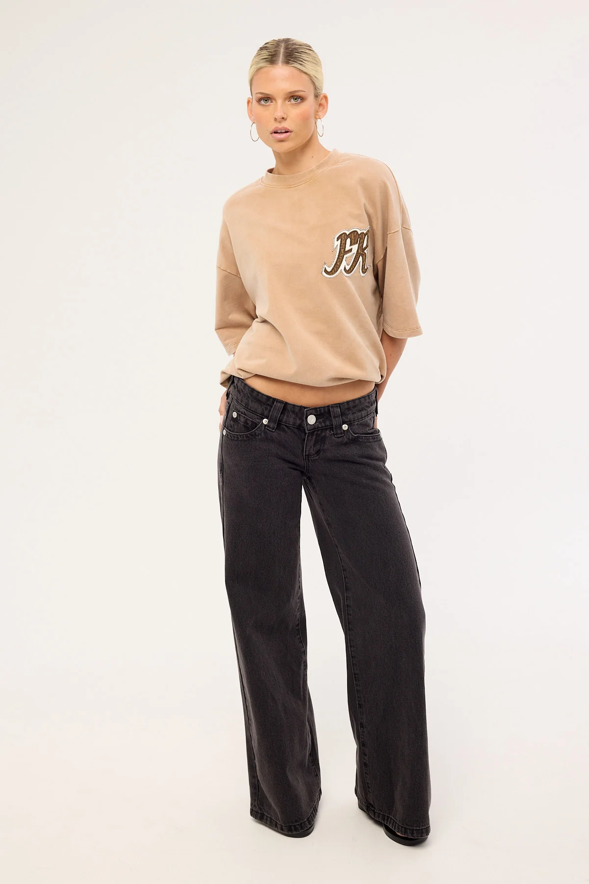 Front Runner Heritage Tee Tan Wash - Image 8