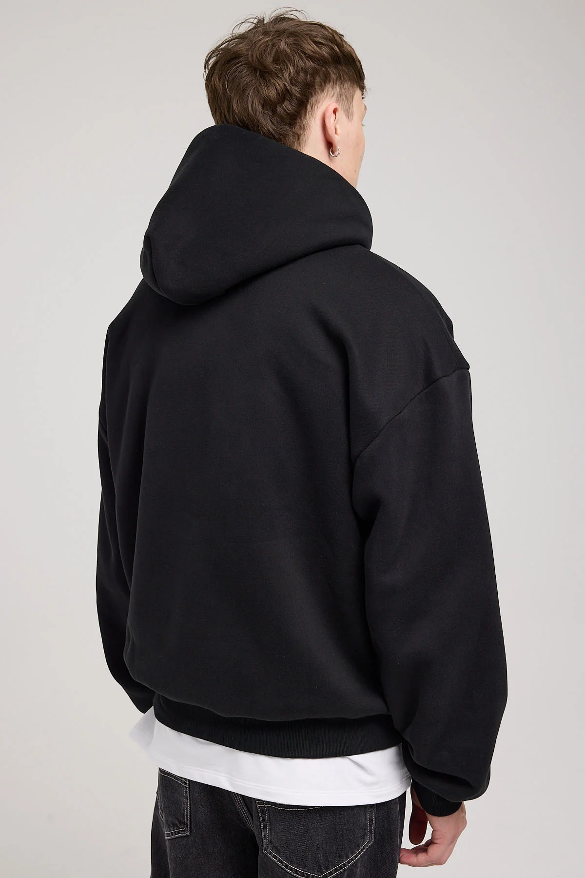 Front Runner LA Marathon Hoodie Black - Image 6