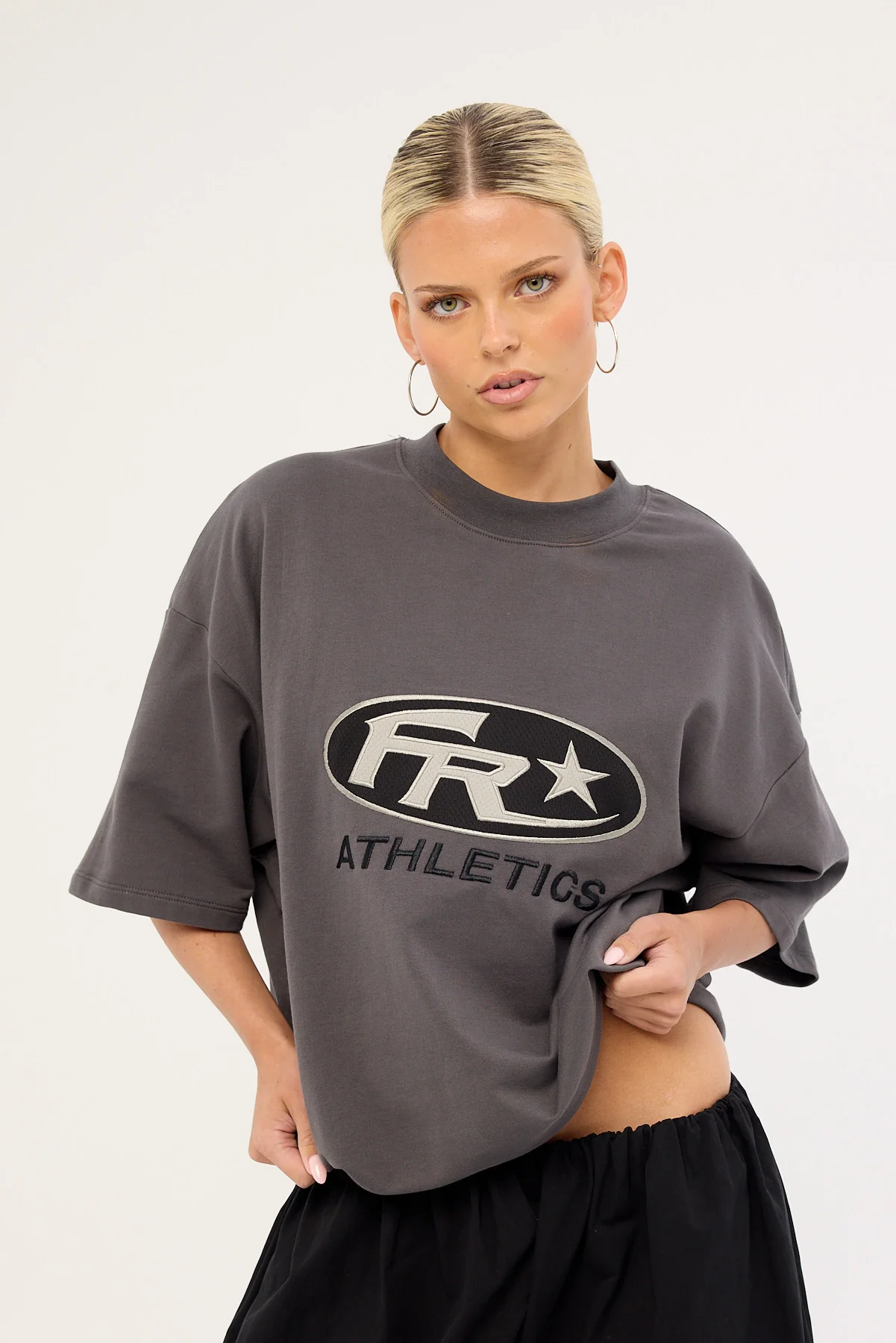 Front Runner Resilience Tee Charcoal - Image 6