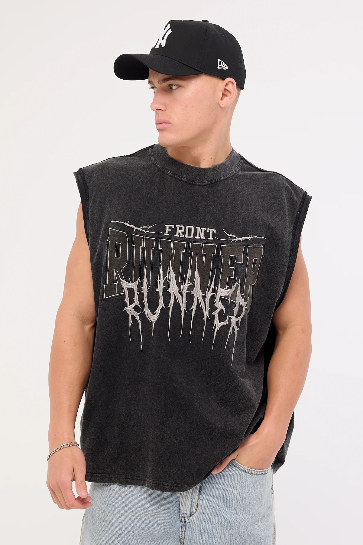 Front Runner Runner Tattoo Muscle Washed Black