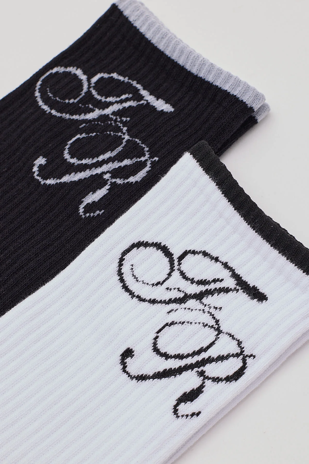 Front Runner Script Socks 2 Pack White/Black - Image 2