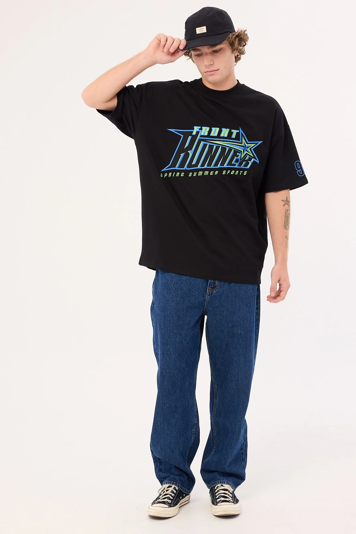 Front Runner Sports Star Tee Black Aqua - Image 2