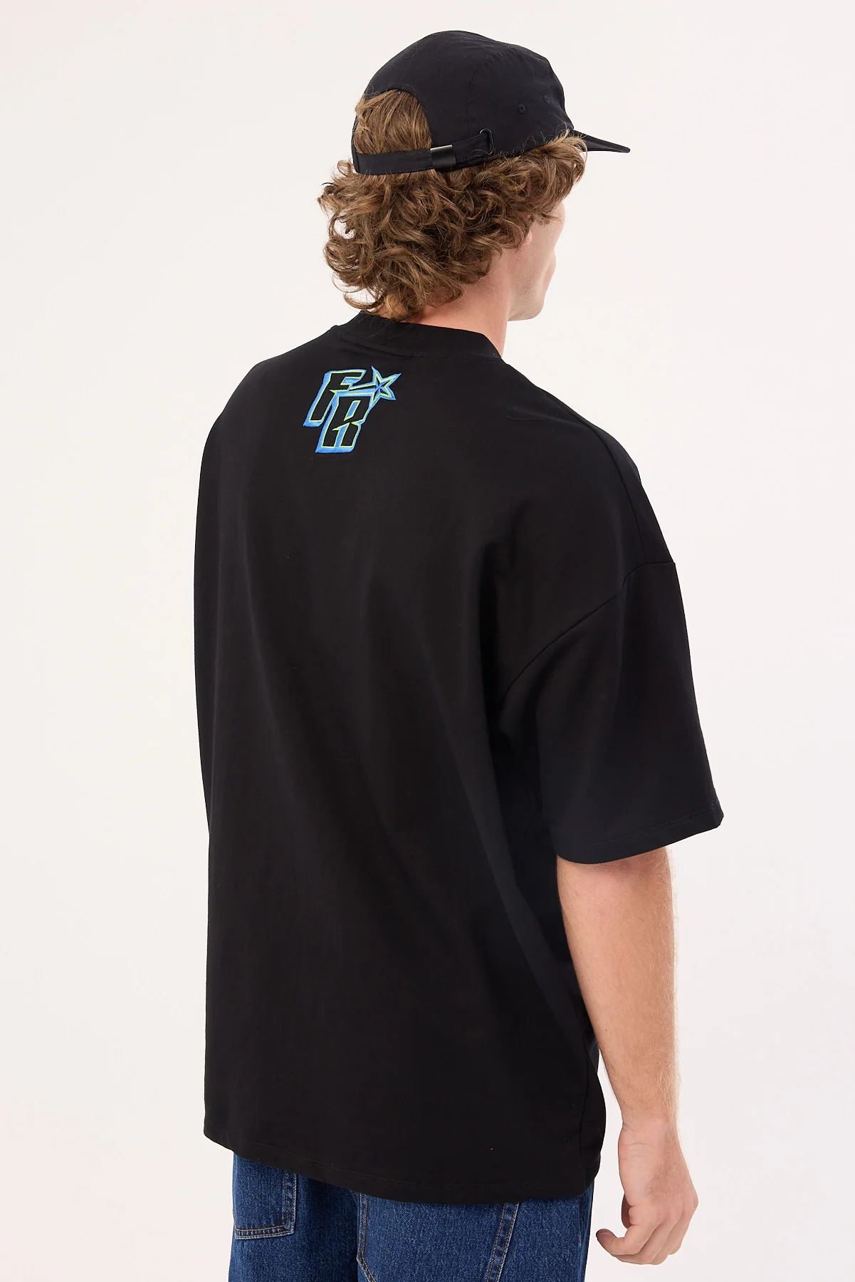 Front Runner Sports Star Tee Black Aqua - Image 7