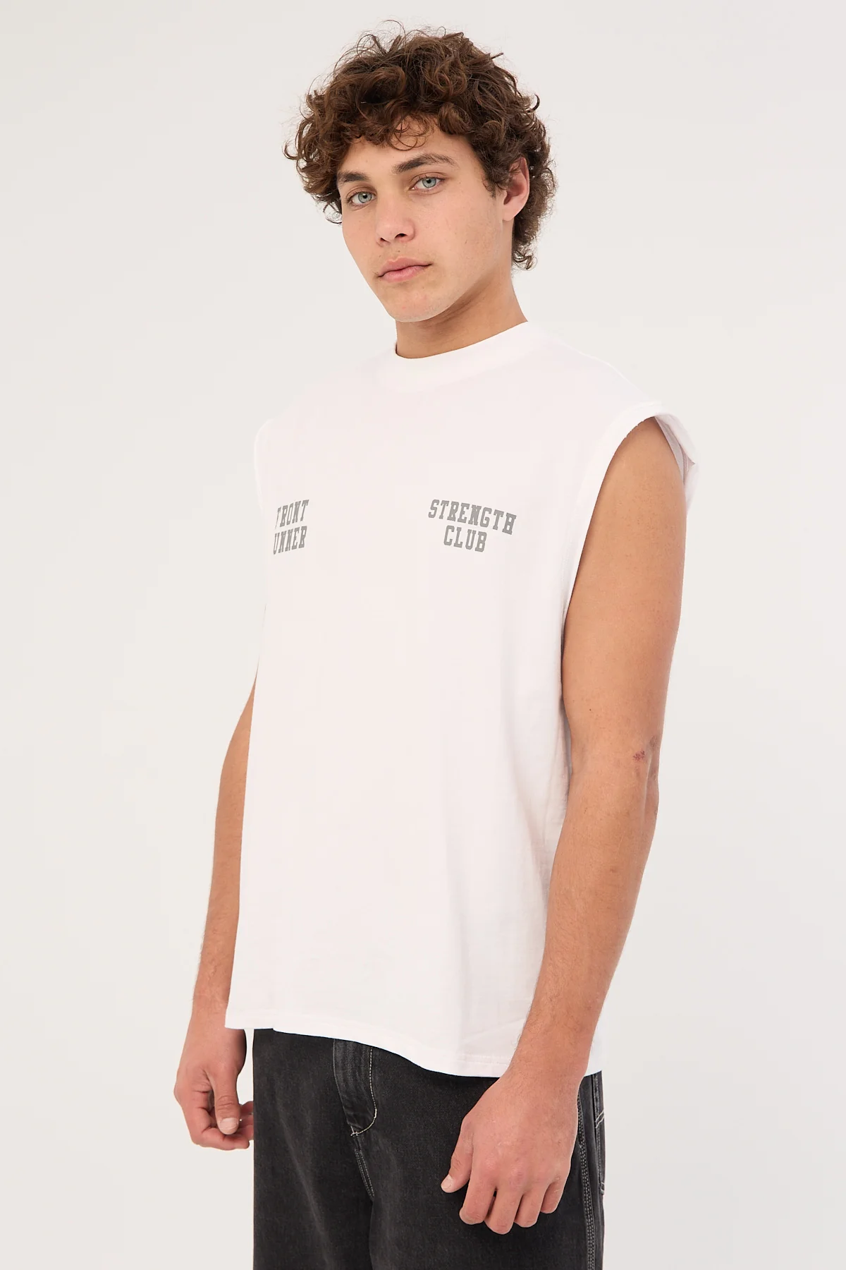 Front Runner Strength Tank White Mercury - Image 6