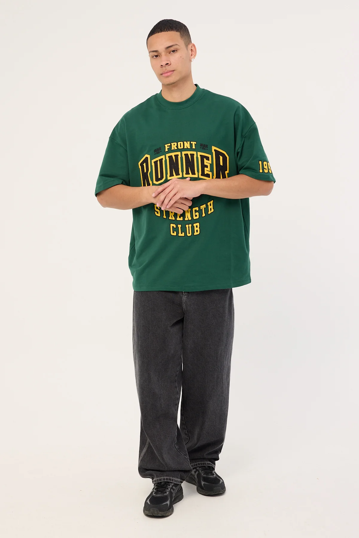 Front Runner Strength Tee College Green - Image 3