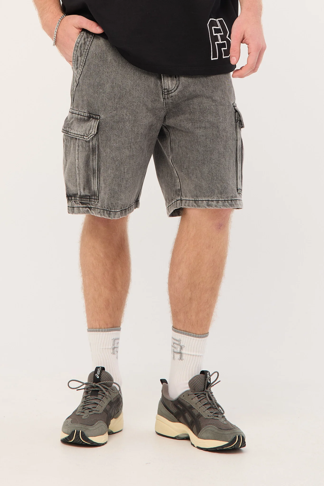 Front Runner Viper Cargo Short Washed Black - Image 2