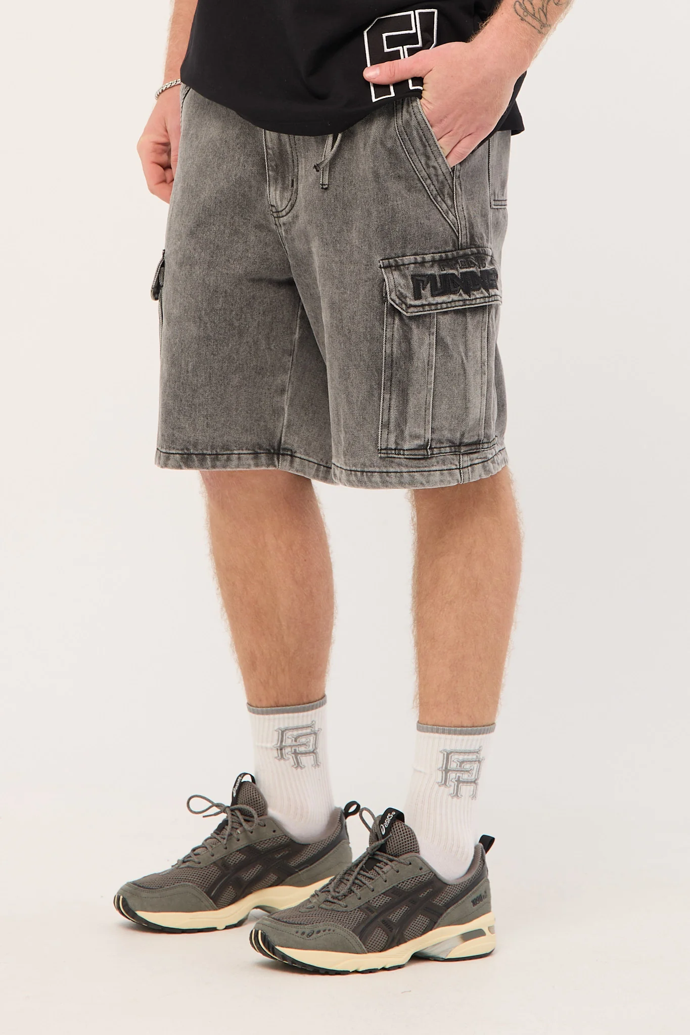 Front Runner Viper Cargo Short Washed Black - Image 4