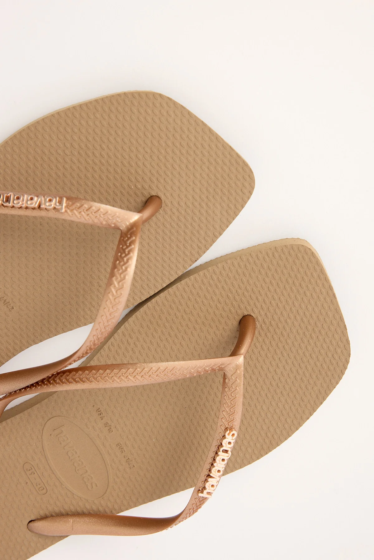 Havaianas Slim Square Logo Metallic Thong Rose Gold - Image 4