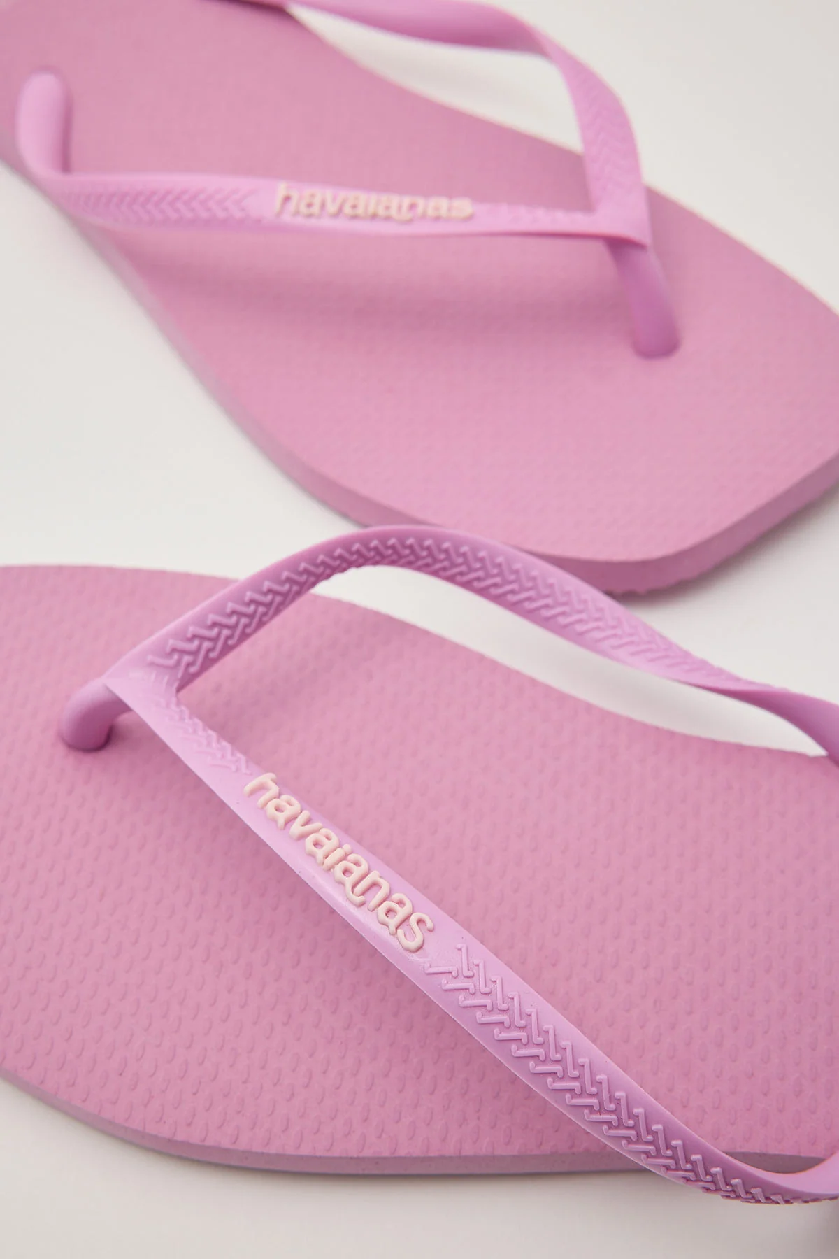 Havaianas Slim Square Logo Pop Up Thong Fresh Lavender - Image 4