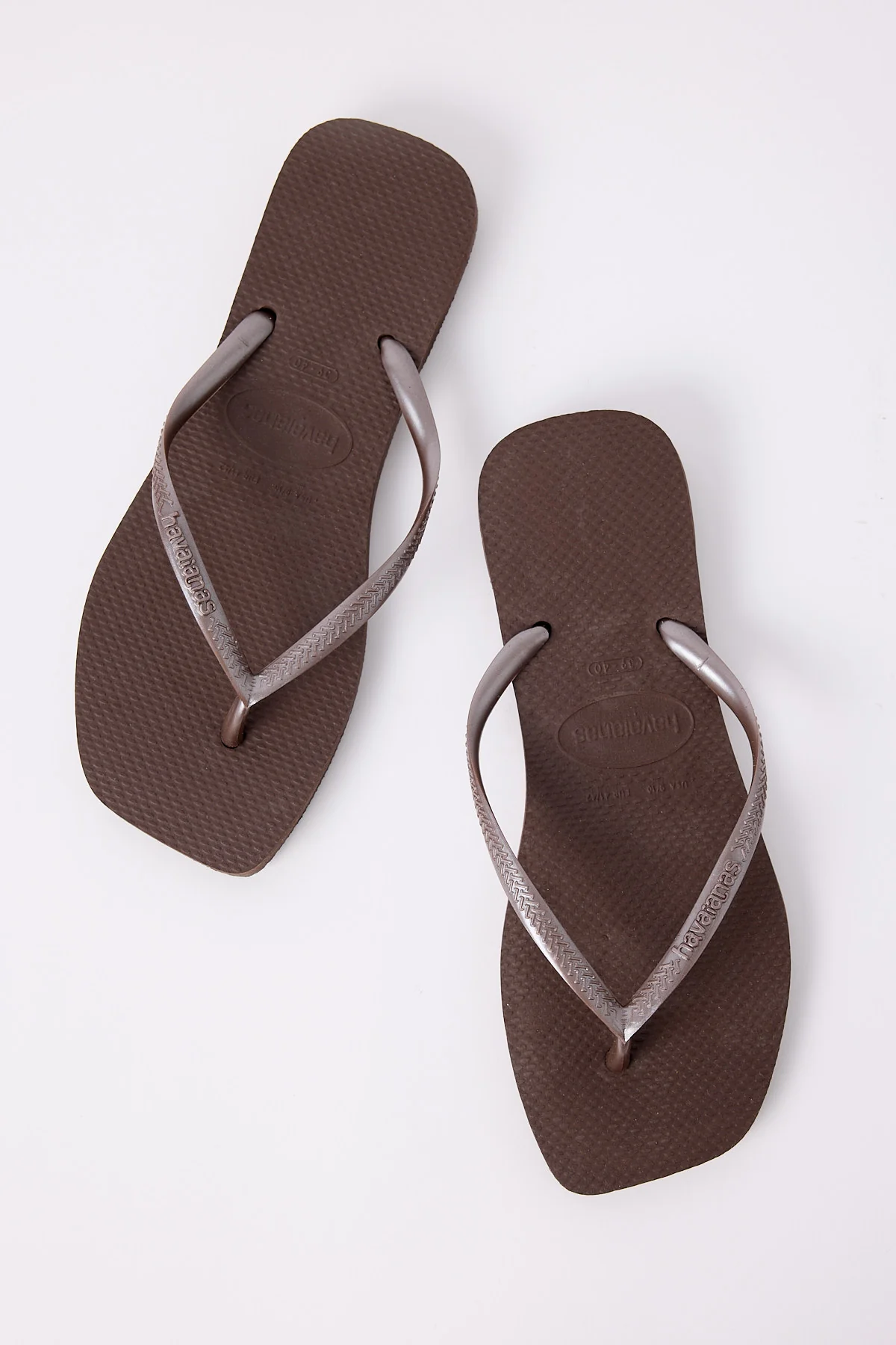 Havaianas Slim Square Thong Dark Brown - Image 2