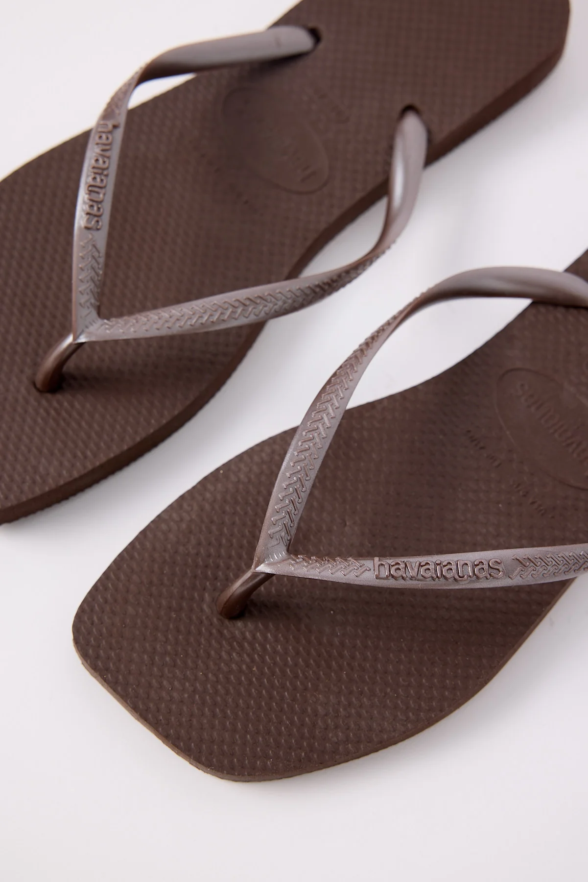 Havaianas Slim Square Thong Dark Brown - Image 3