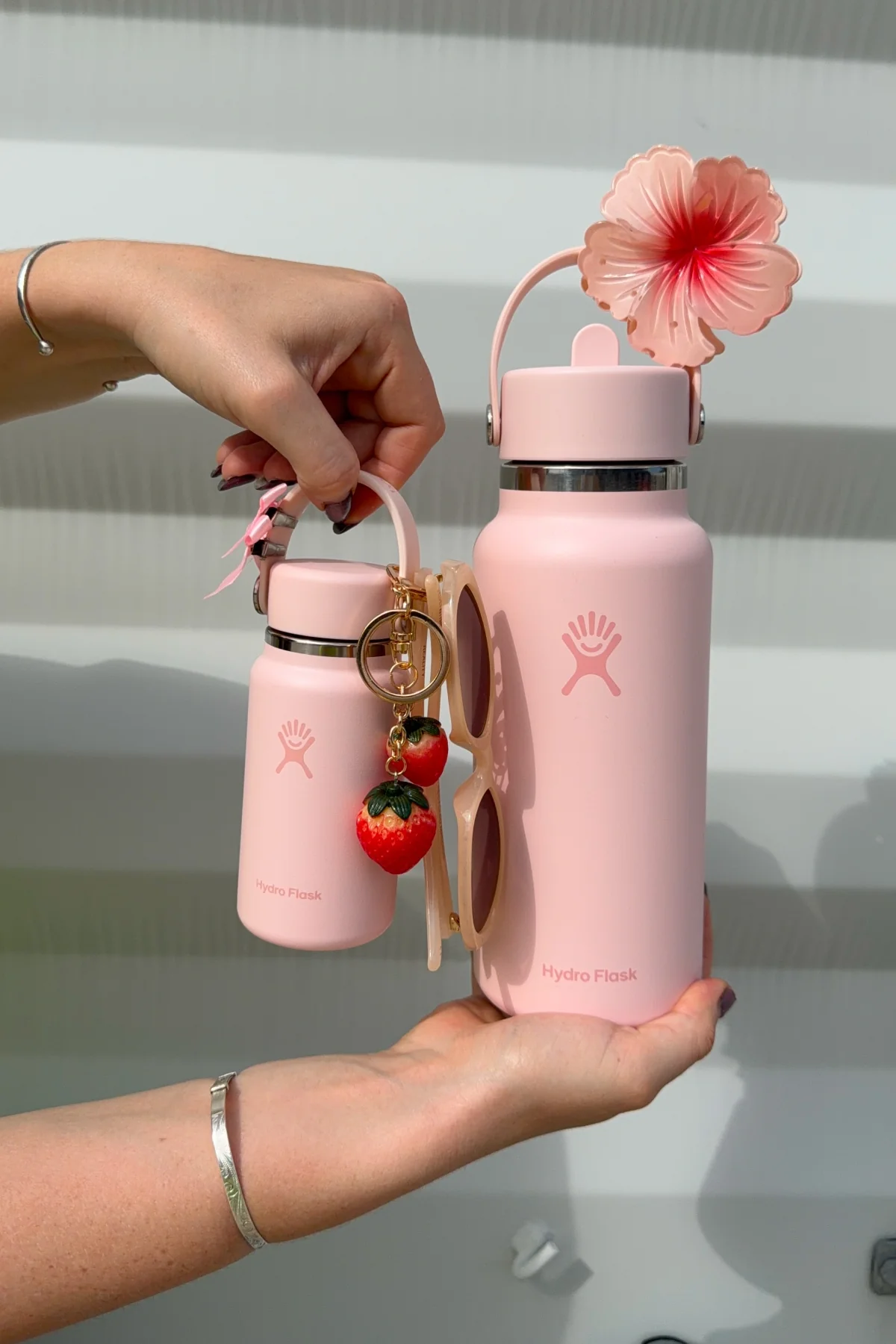 Hydroflask Wide Flex Straw Cap 32oz Reusable Bottle Trillium - Image 2