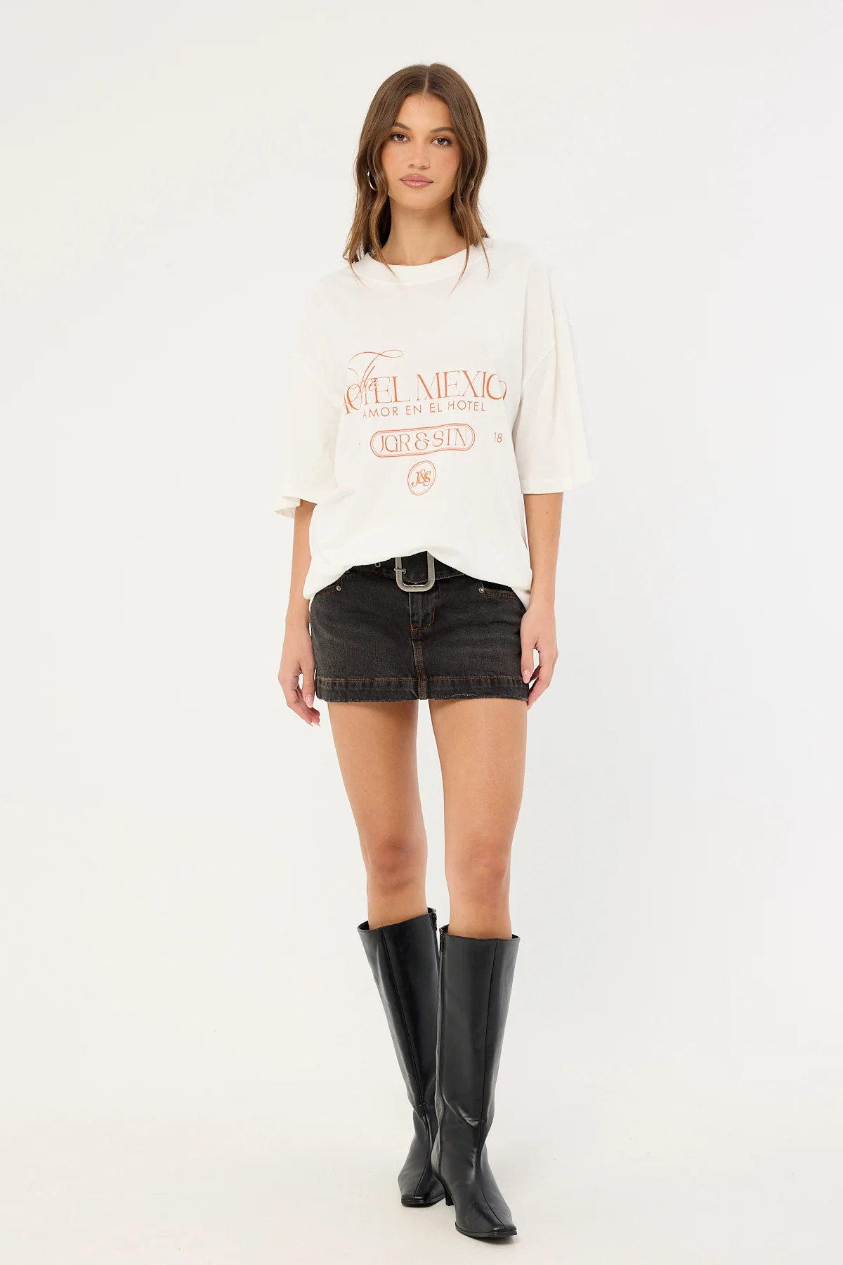 Jgr & Stn Hotel Mexico Oversized T-Shirt White - Image 3