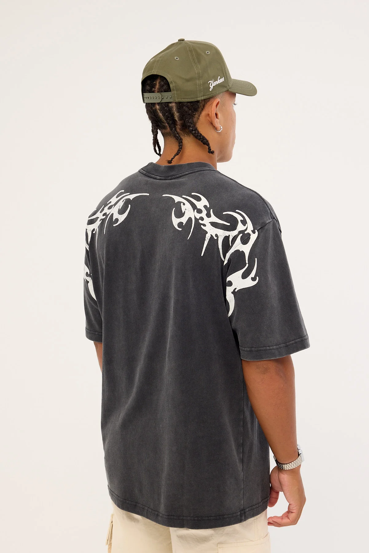 Kiss Chacey Cagey Oversized Tee Mineral Black - Image 5