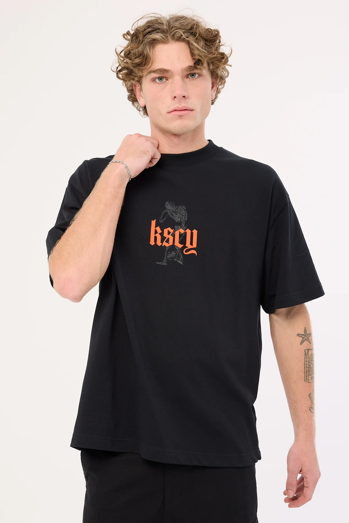 Kiss Chacey Intertwined Street Tee Anthracite Black - Image 2