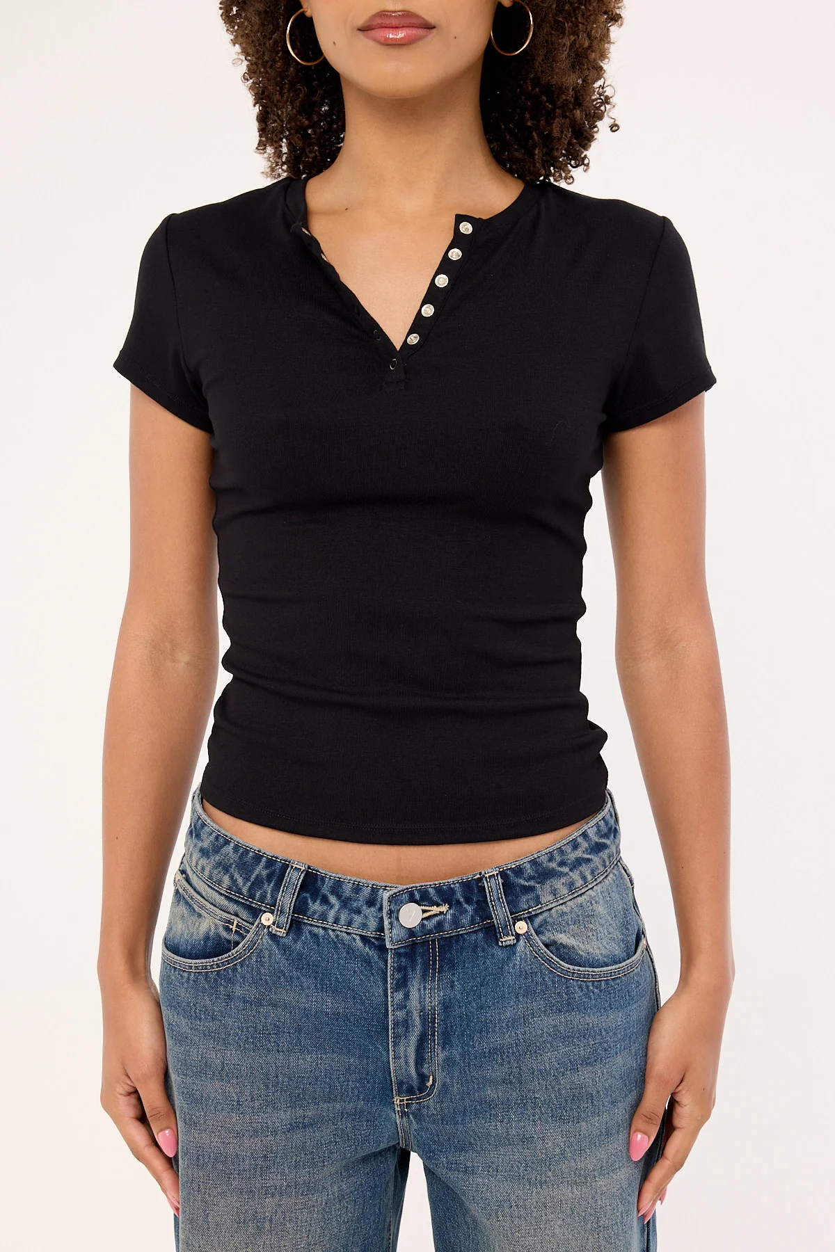 L&t Button Front T-shirt Black - Image 6