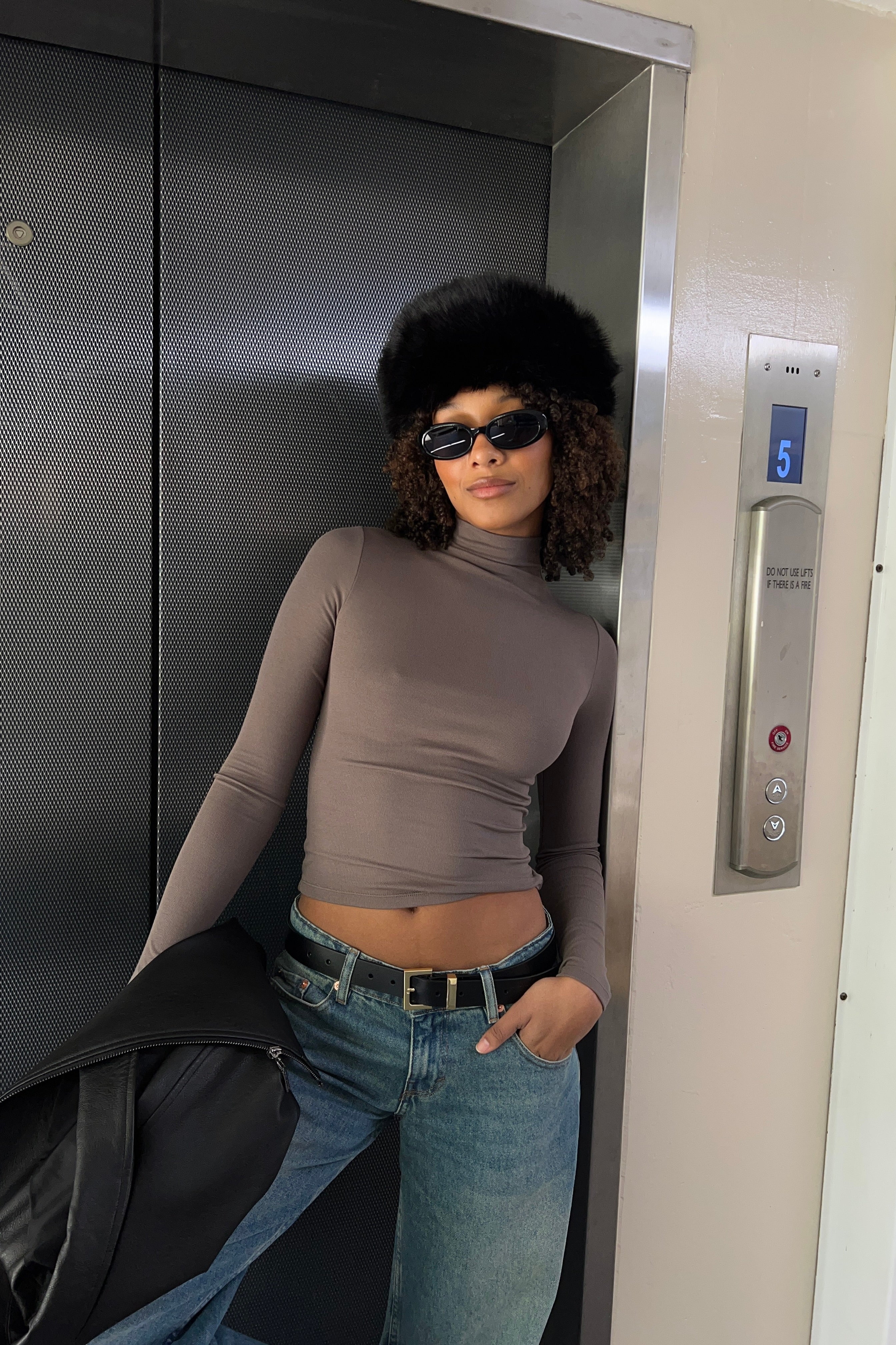 L&t Mock Neck Long Sleeve T-Shirt Taupe