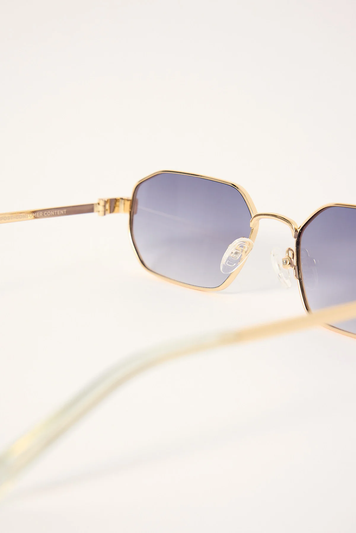 Le Specs Mythic Gold/Dusty Blue Tint - Image 3