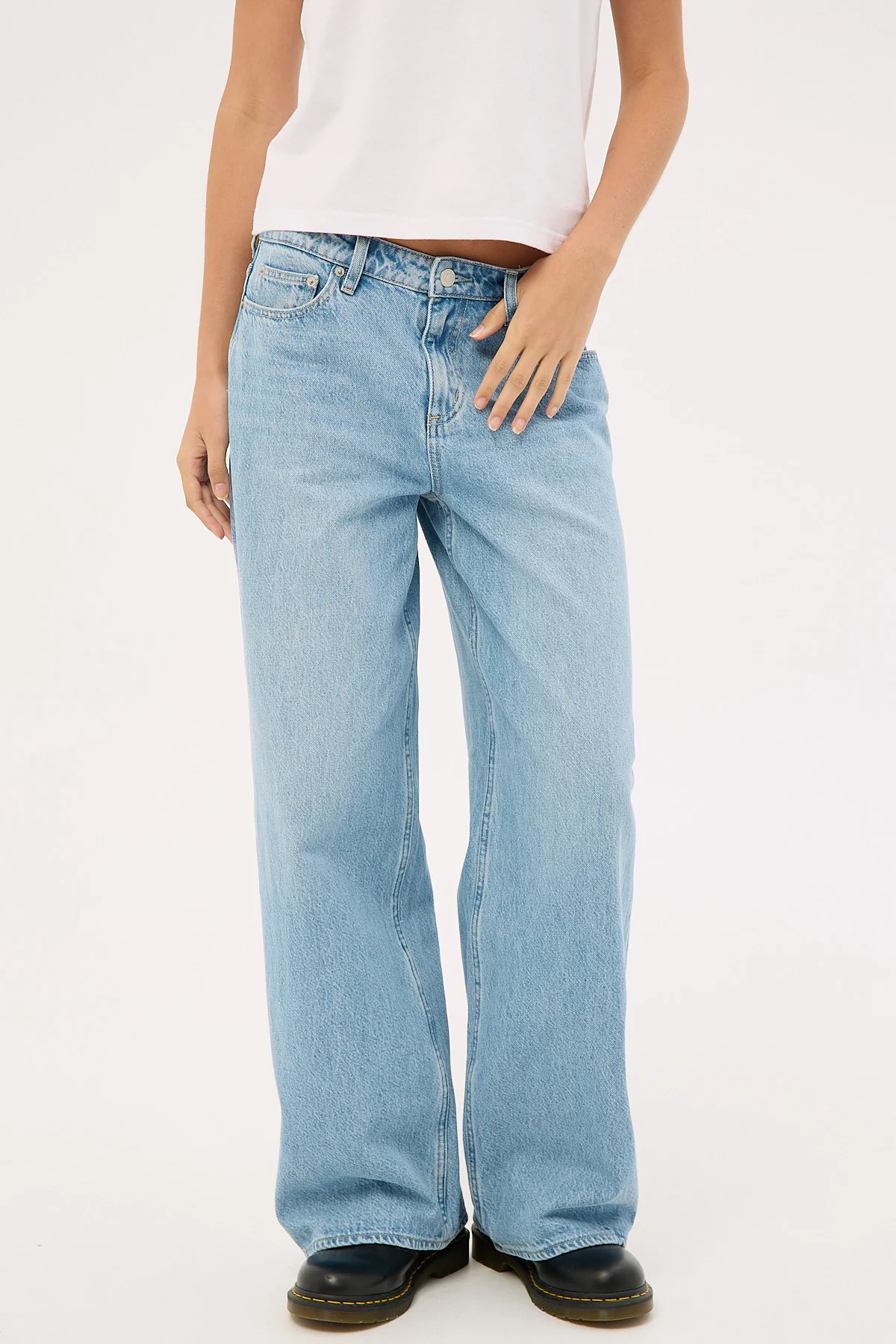 Lee Low Slouch Jean Skyline Blue - Image 3