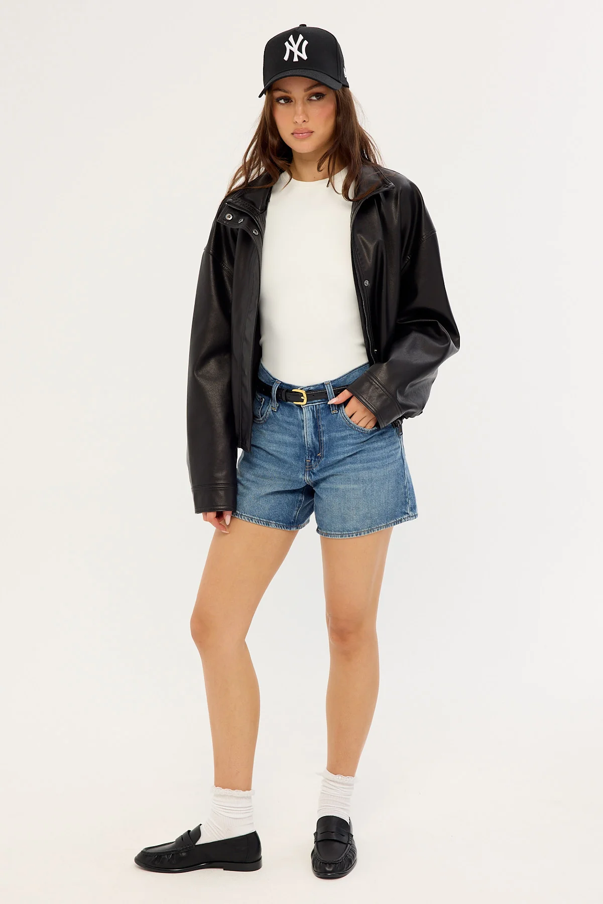 Levi's Cinch Mid-Thigh Short Lift Up Short