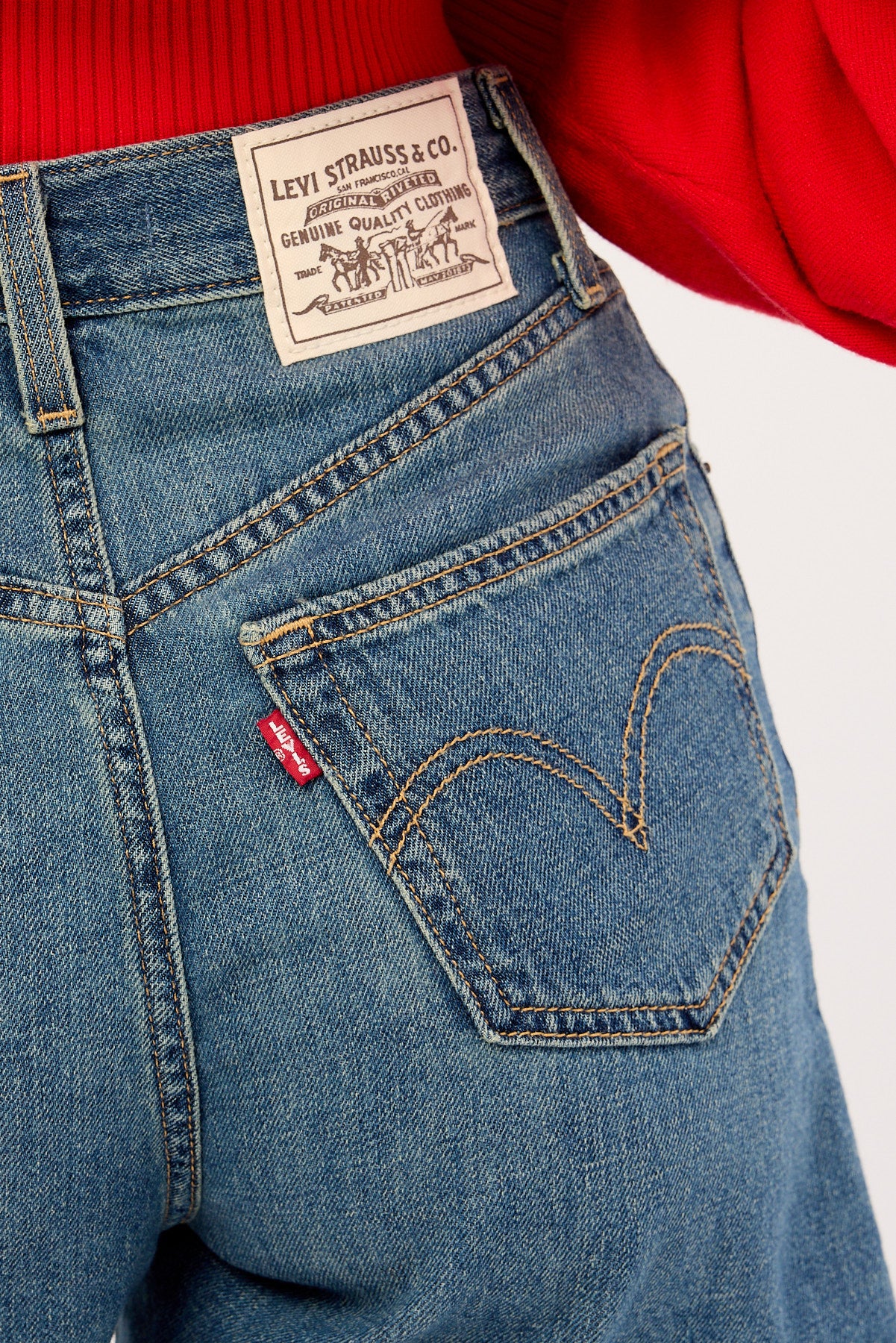 Levi's High Baggy Denim Short Stop Flaxing - Image 5