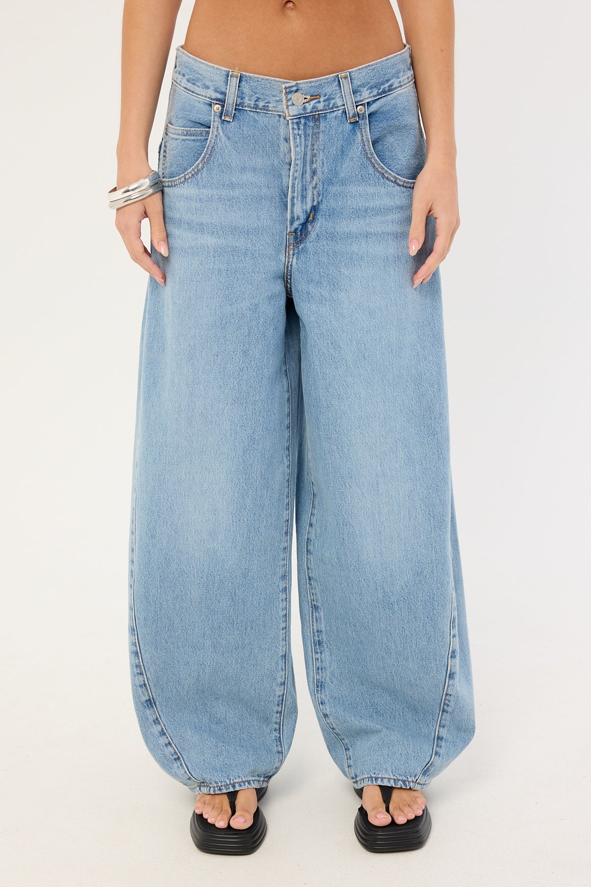 Levi's Super Baggy Barrel Jean Mid Blue Denim - Image 6