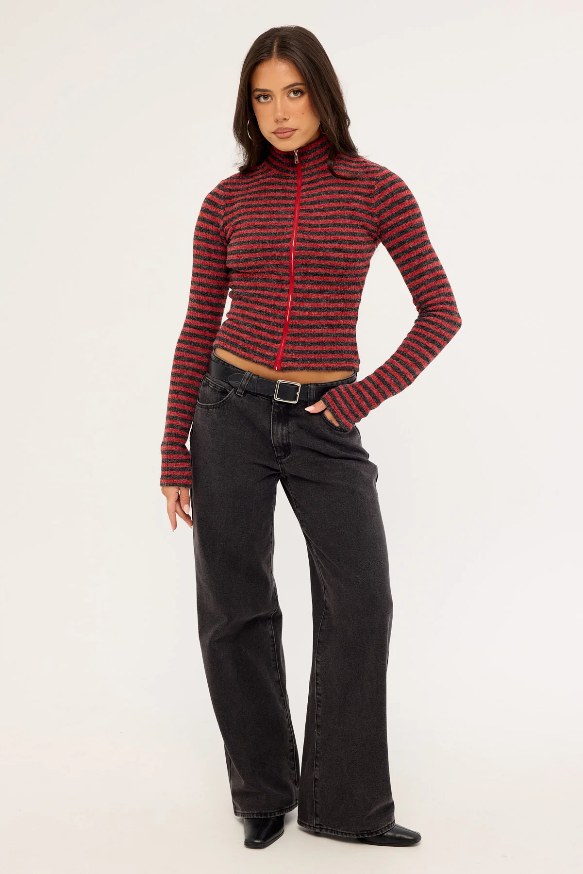 Lioness Apex Jacket Crimson Stripe - Image 2
