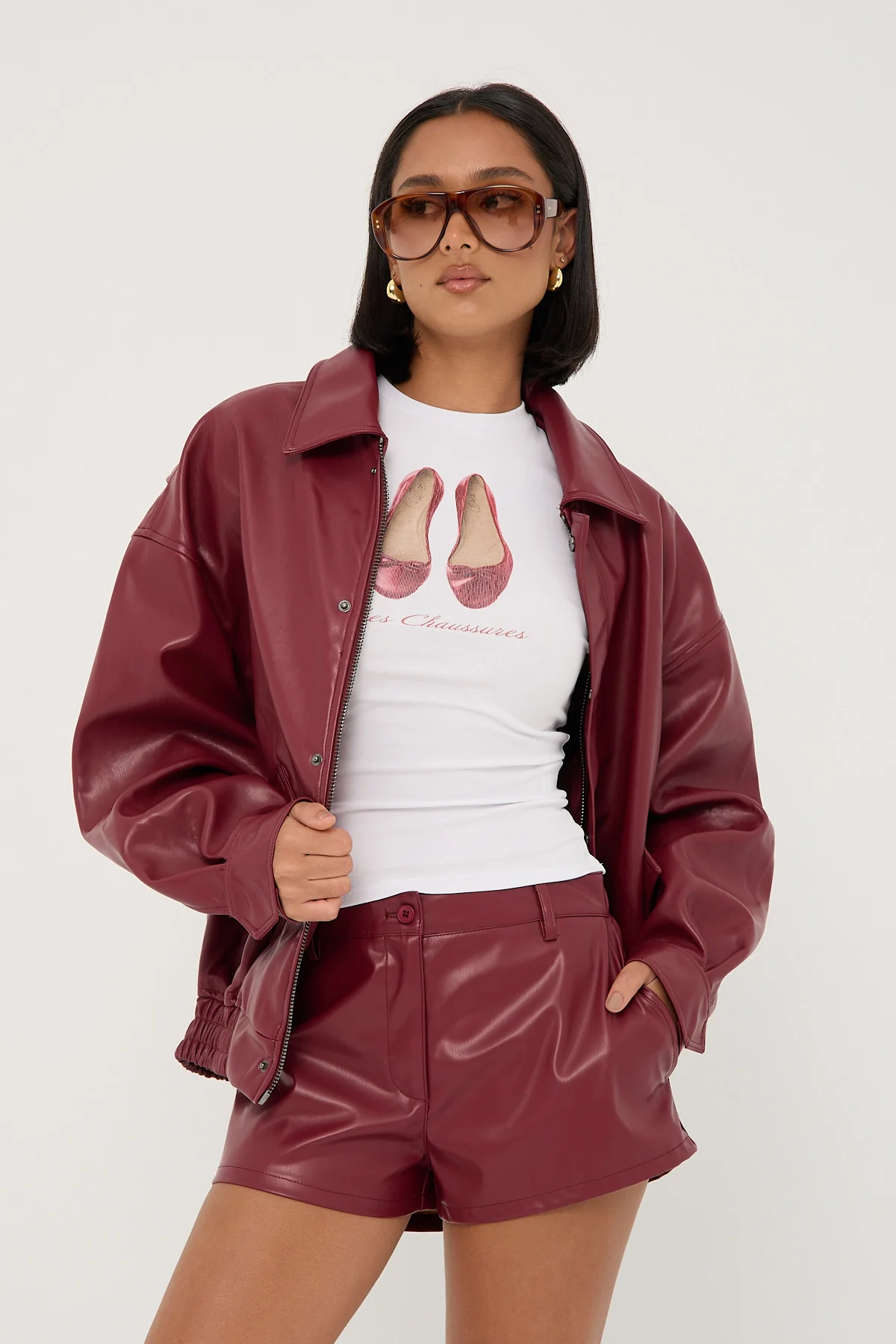 Lioness Leo Shorts Burgundy - Image 2